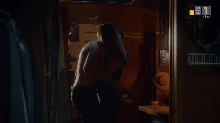 Harrow S02E01 FRENCH HDTV XviD EXTREME KxmiDRM