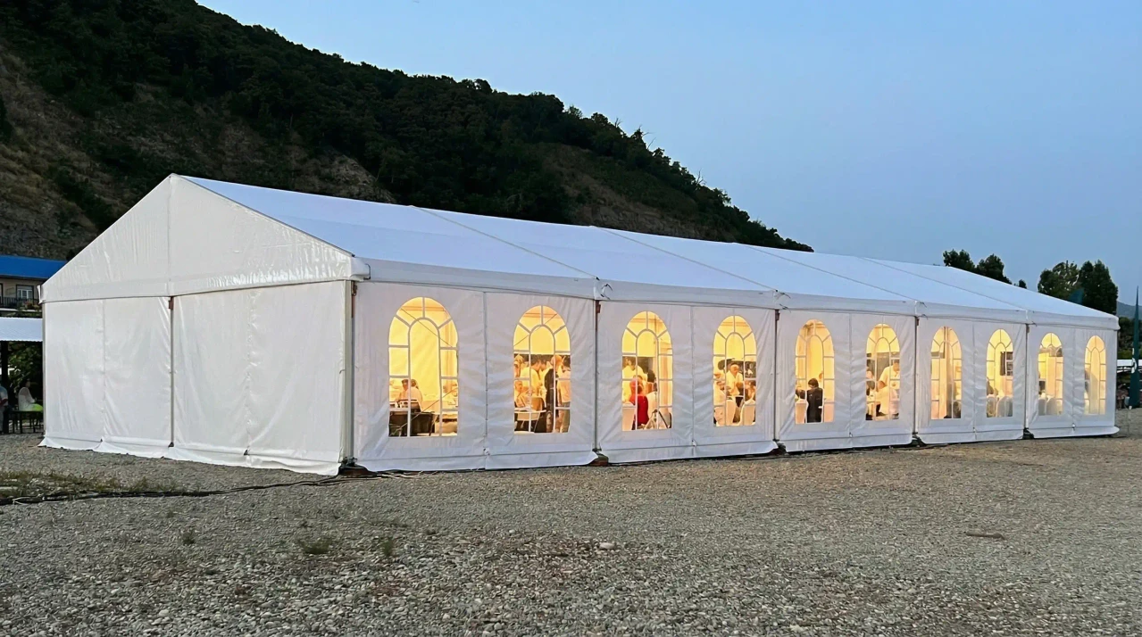 Шатер двухскатный 10х25 метров