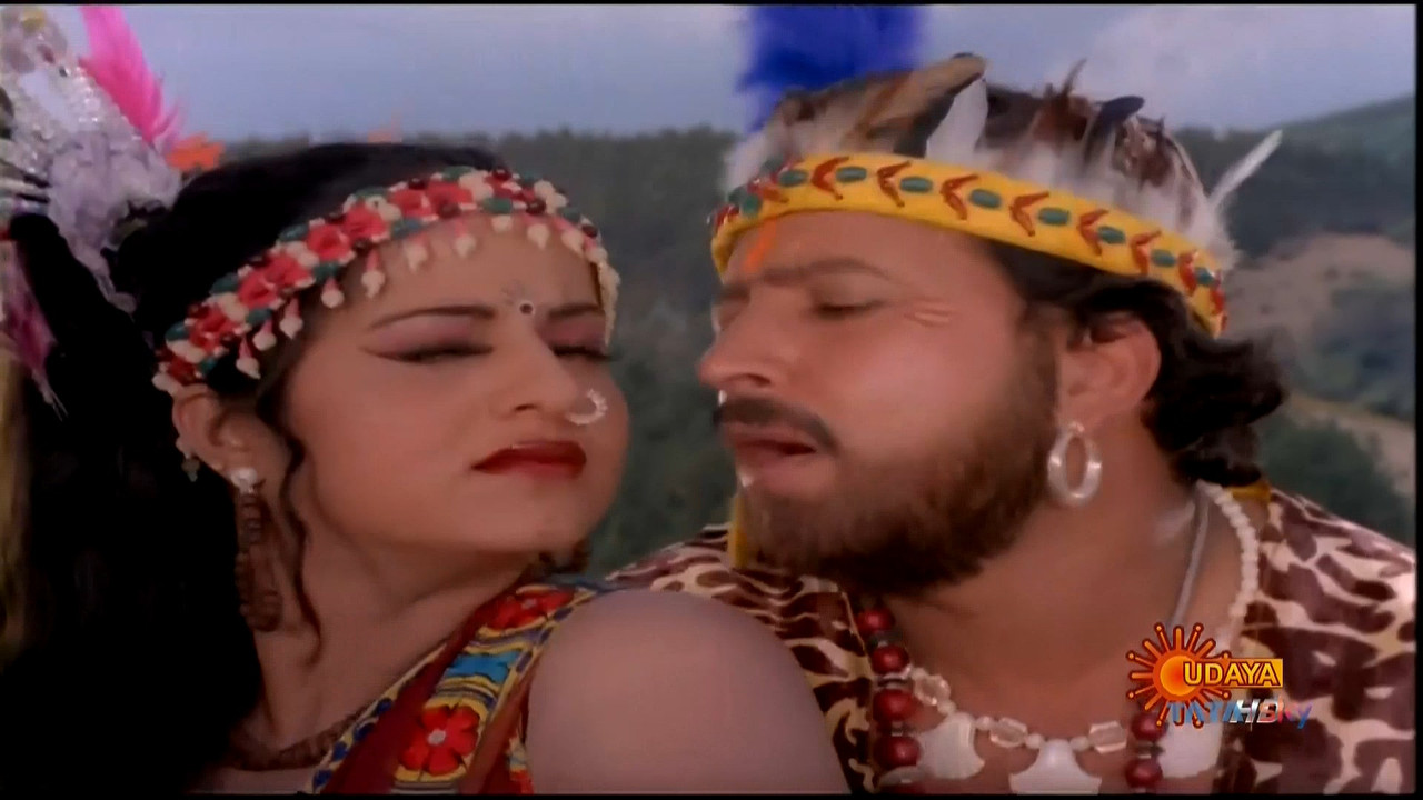 Jayamalini Hot Jungle Song~HDTV.mp4_20201018_201148.316