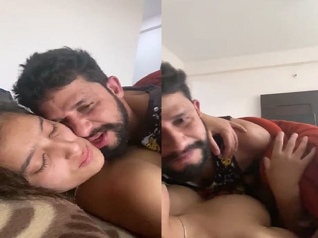 hd mp4 porn Punjabi sex couple hard sex inside blanket