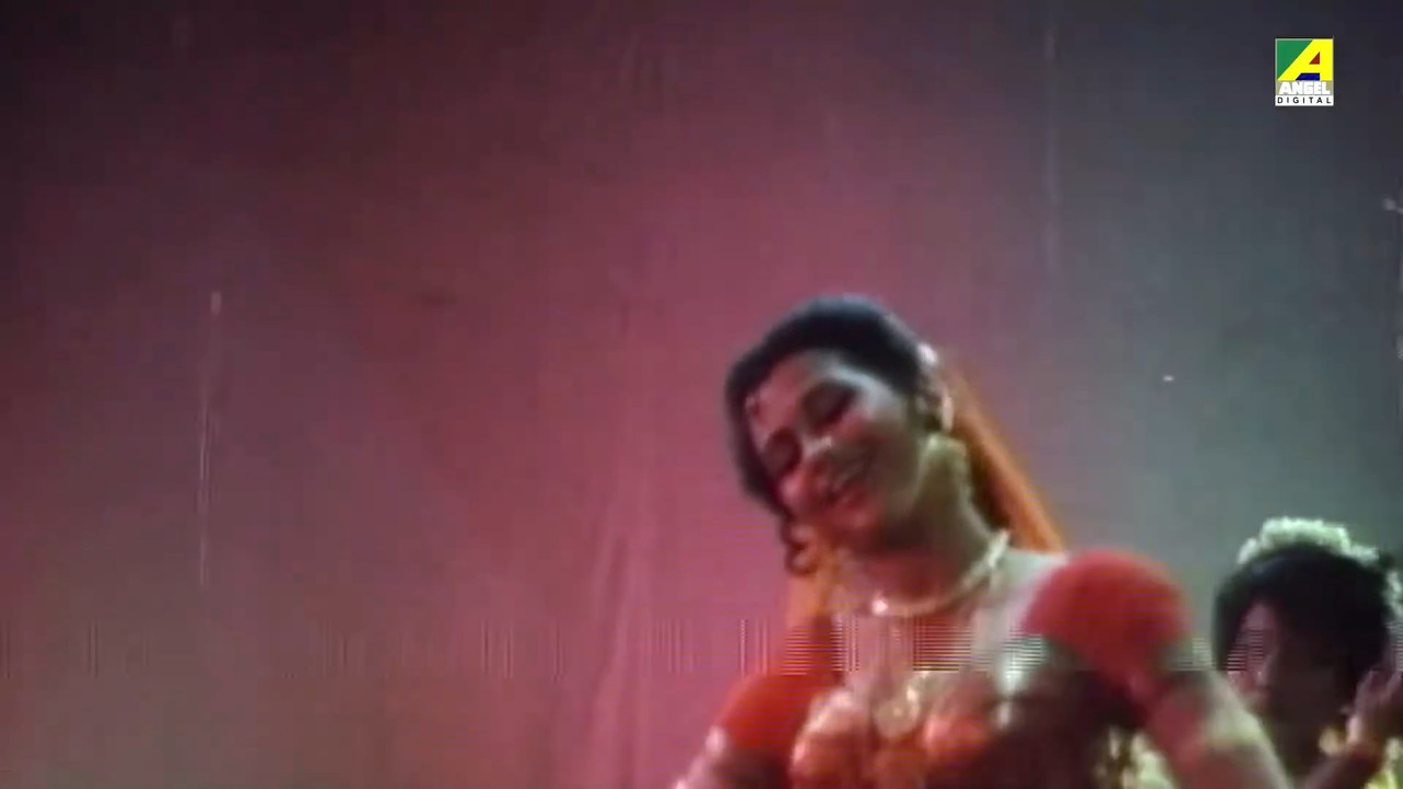 [Image: Young-Devayani-Hot-Navel-Song-mkv-snapsh...20-594.jpg]