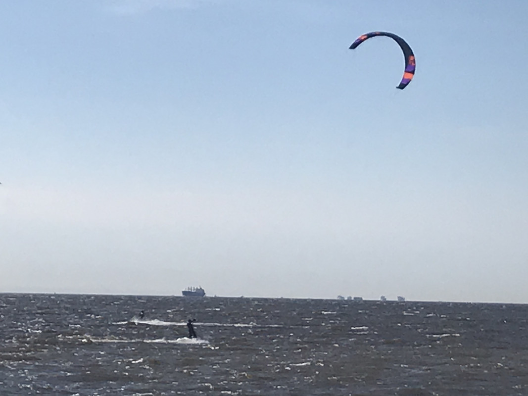 DE1A6C07-C18A-4EF5-81DC-B3FFE37B69B2