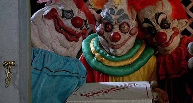 KILLER-KLOWNS-FOTOR.jpg