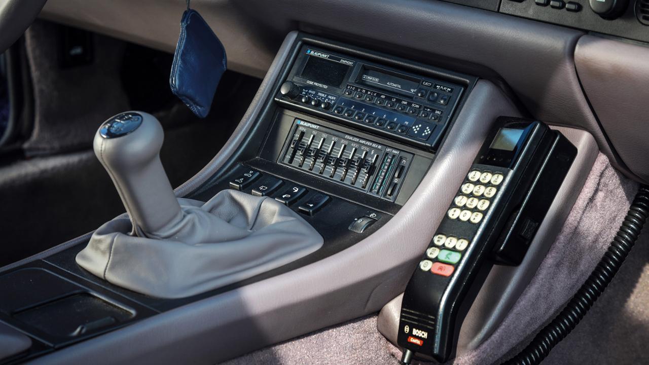 low_944_s2_2020_porsche_ag_1