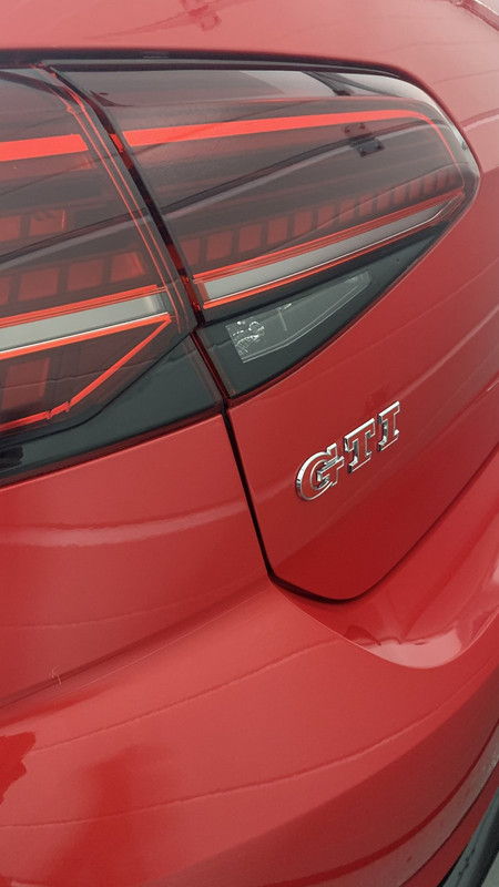 24DF1D11-FB3F-43B2-9B4D-2AF048EA34BF