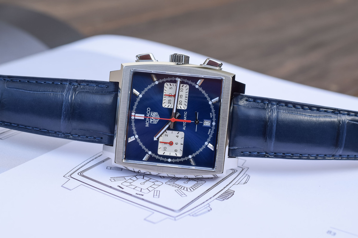 TAG-Heuer-Monaco-Heuer-02-In-house-CBL2111.FC6453-review-7