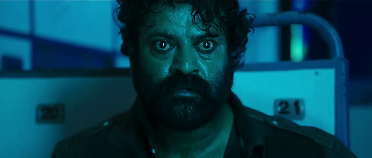 Kanchana-Returns-Shivalinga-2017-Hindi-Web-Rip-720p-x264-AVC-AAC-2ch-mkv-0005