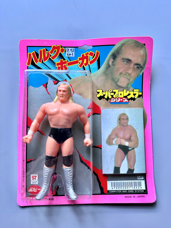 WWE ハルクホーガンWCWバッシュアットビーチJakks
