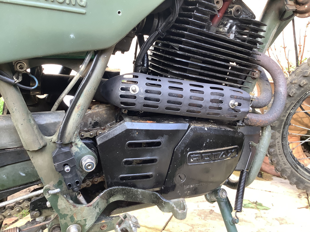 FB78D5F6-F65C-41D1-9E91-6ED9DA50E913