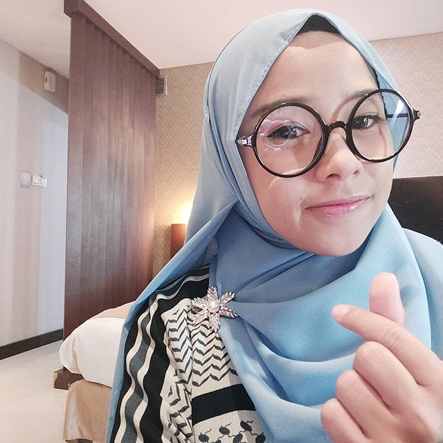 7 Penyanyi religi wanita Tanah Air ini suara merdunya bikin adem