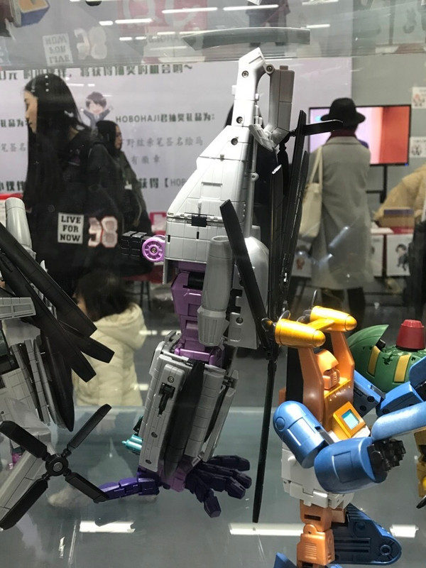 Toyworld-Combaticons-05