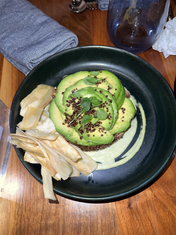 4AADDF28-C392-4CA5-8354-FE8F8EC885A0