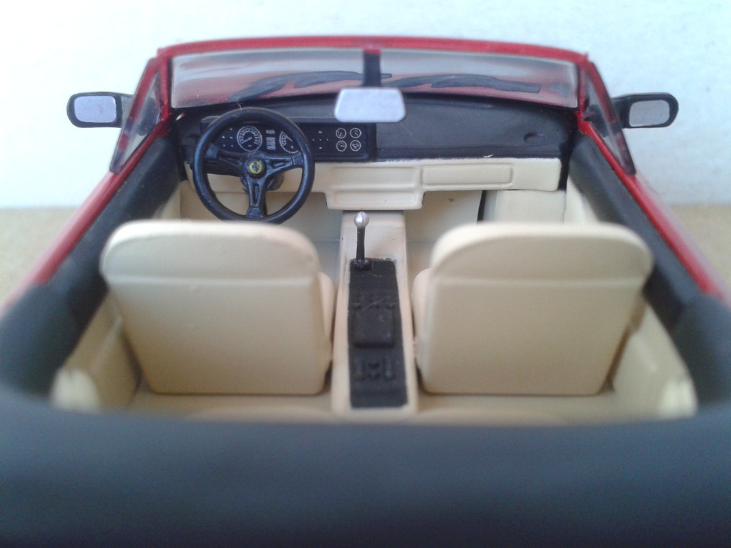 1983 Ferrari Mondial Quattrovalvole Cabrio (Ixo - nº 47 Ferrari RBA) (12)