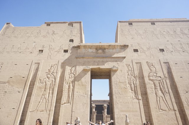 Una semana en Egipto a nuestra manera: Un sueño cumplido - Blogs de Egipto - Día 3 – Lunes 17 de Abril de 2023: Edfú y Kom Ombo (1)