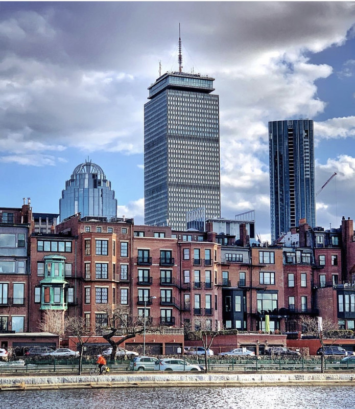 4784F5B9-FA05-4C1B-BB24-4518BFA81BED