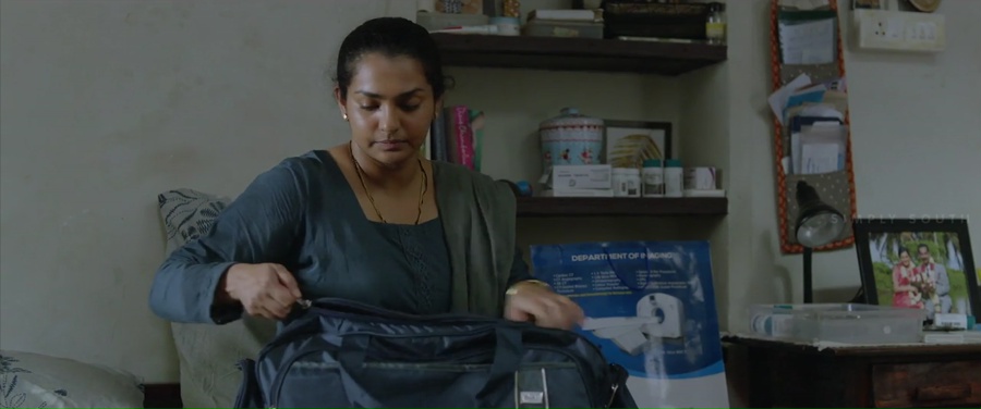 Ullozhukku 2024 WebRip [Malayalam] 480p, 720p ESub Screenshot