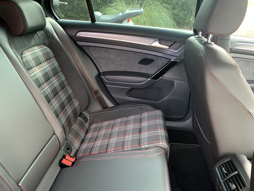 405E5FC6-8075-46DA-8B51-D5C792306A21