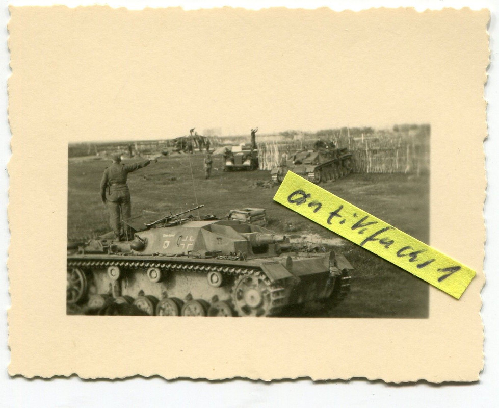 Panzer-Sturmgeschütz mit Namen Eben Emael und Wa