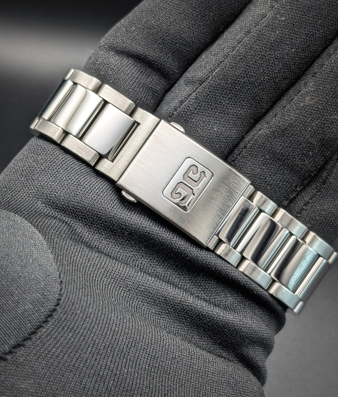 PXL 20260227 033926911 PORTRAIT ORIGINAL