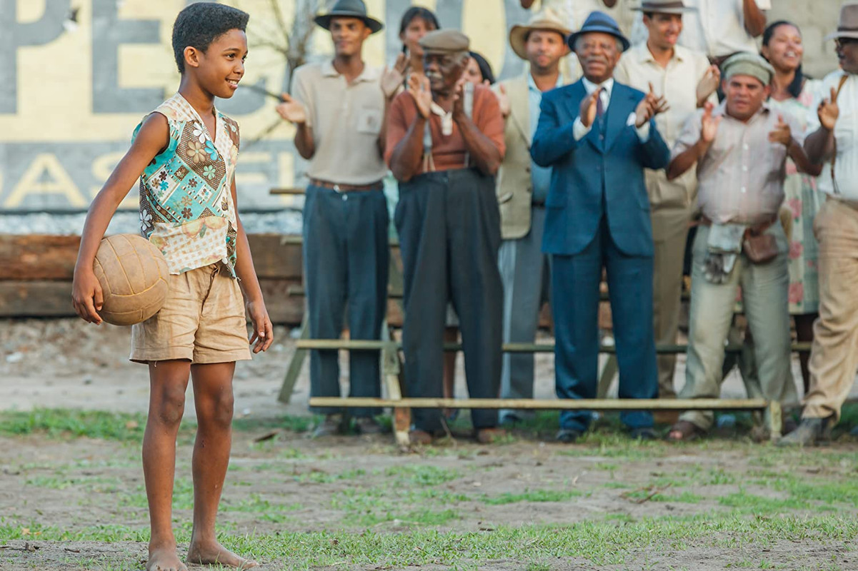 Pele: Birth of a Legend