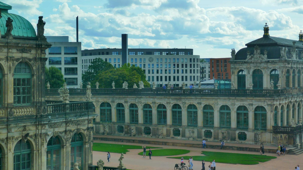 Bild: https://i.postimg.cc/RZJJvJB1/P1370659.jpg