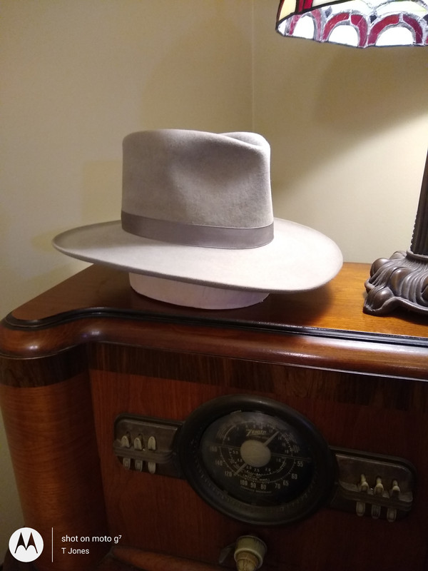 Grey-Stagecoach-6.jpg