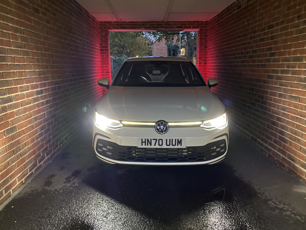 952EB43F-B5F5-4C29-BEC0-23D9FE57CC54