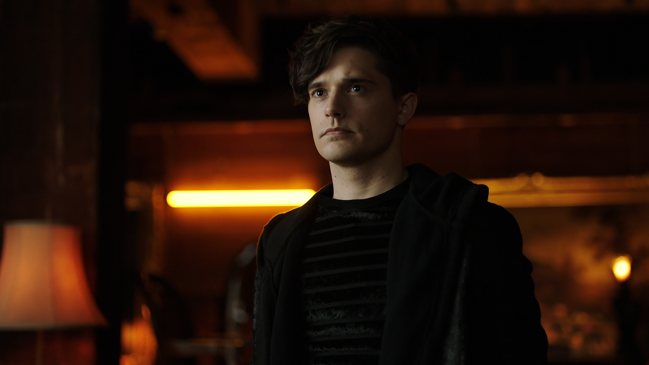 The.Flash.S06E18.Pay.the.Piper.1080p.10bit.AMZN.WEB-DL.AAC5.1.HEVC-Vyndros.mkv_snapshot_14.20_[2020.