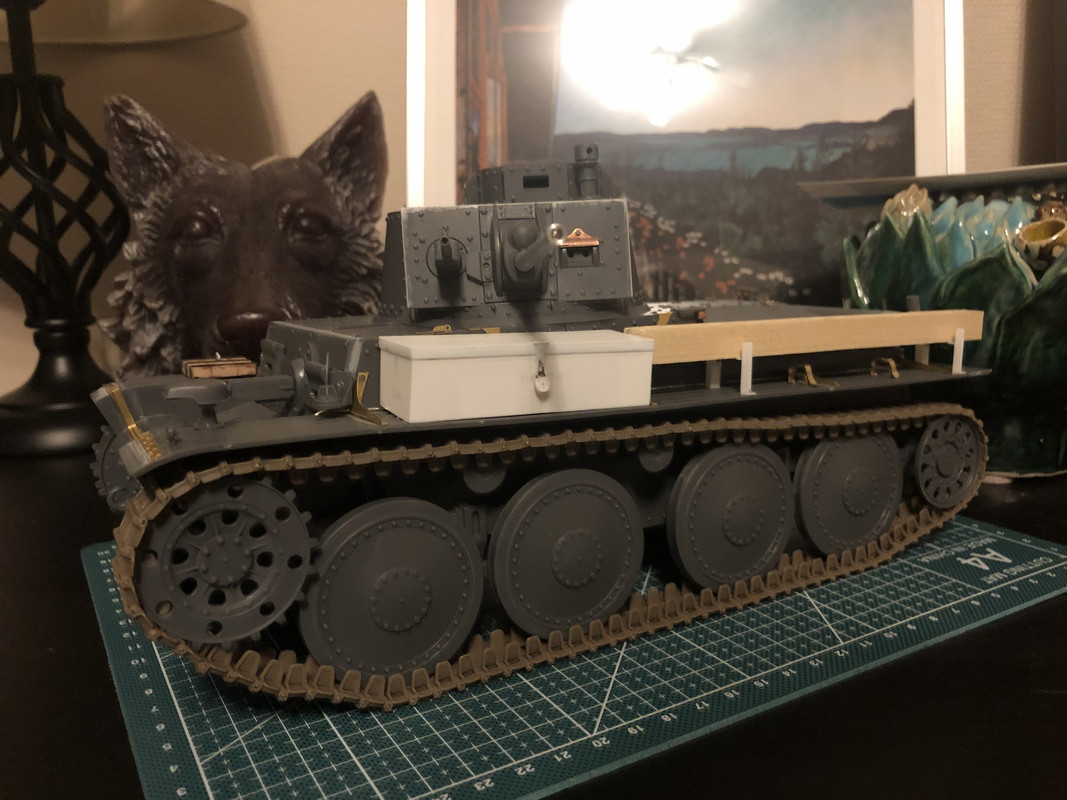 CE90CF0A-718E-401B-94D3-1C9F4E012558