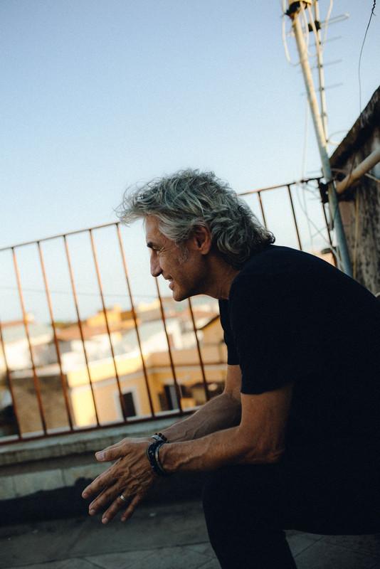 Luciano Ligabue, il nuovo singolo e il tour 2023 