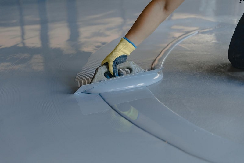 Epoxy flake flooring