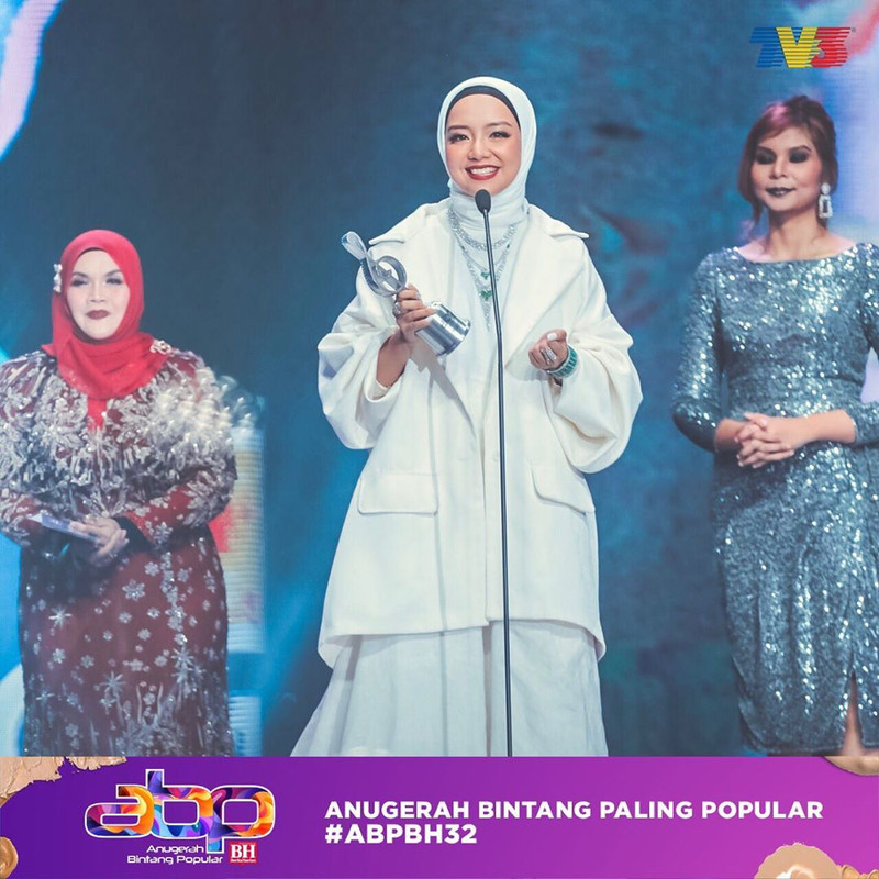 mira filzah bintang paling popular abpbh32