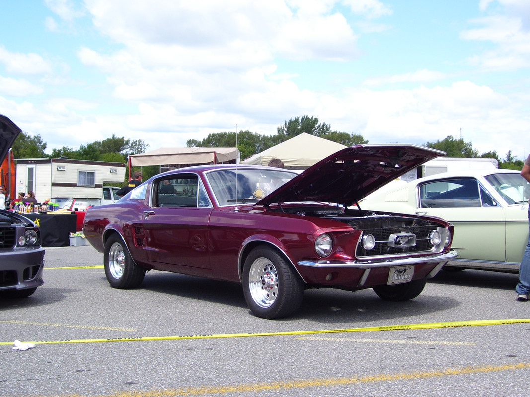 Montréal Mustang dans le temps! 1981 à aujourd'hui (Histoire en photos) - Page 14 Mustang-1967-Sanair-2006-6
