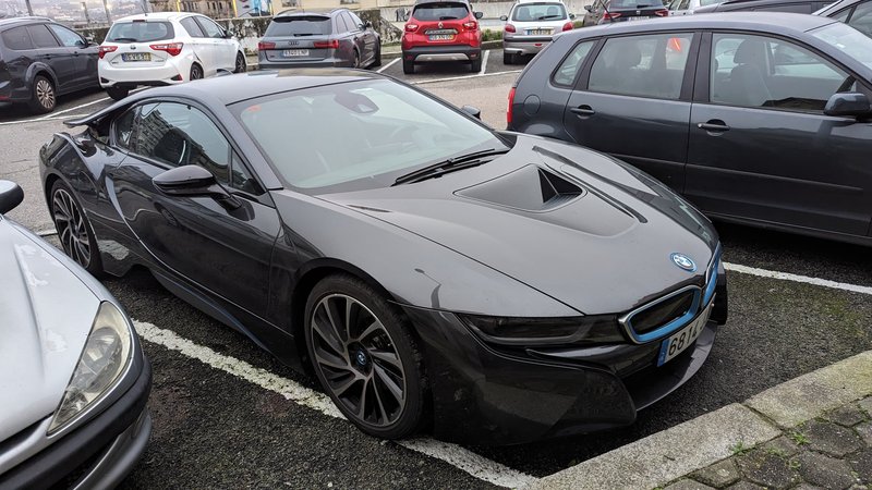BMWI8-FORO.jpg