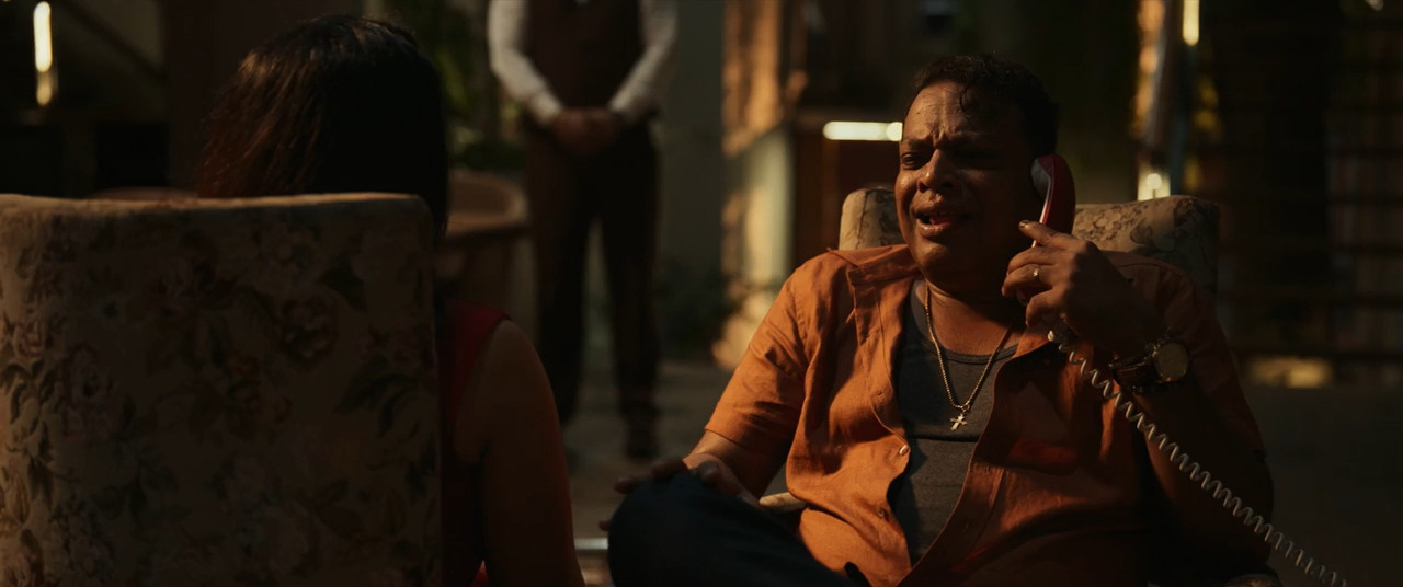 Retta Thala 2025 WebRip [Hindi + Tamil] 480p 720p ESub Screenshot