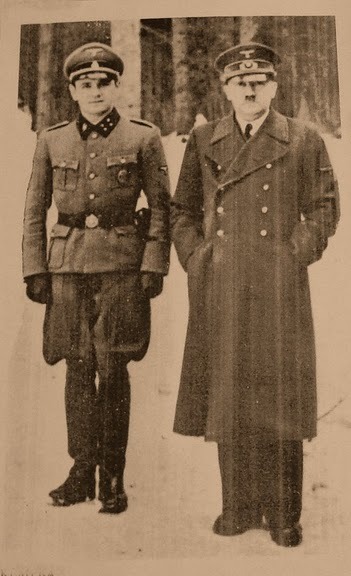 Hitler con su chófer Kempka