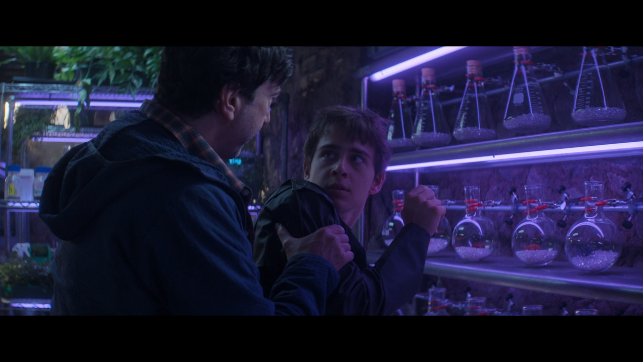 Piccoli.Brividi.S02E01.Il.mistero.dello.scienziato.pazzo.parte.I.ITA.ENG.1080p.DSNP.WEB-DL.DDP5.1.H.