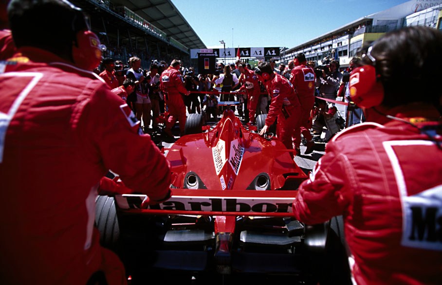 Temporada 2001 de Fórmula 1 016-252