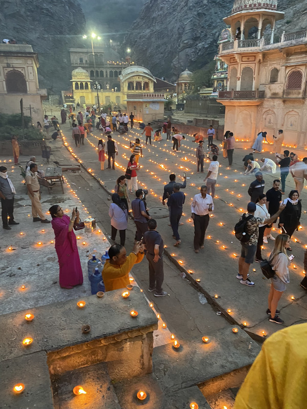 Etapa 9 - De Pushkar a Jaipur: Templos, ofrendas y monos. - India: Un viaje esperado después de la pandemia (8)