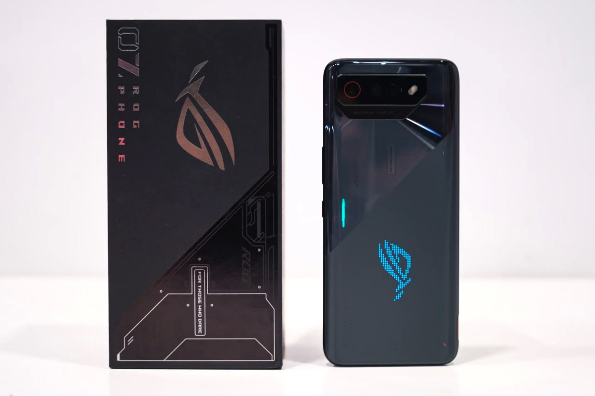 ASUS-ROG-Phone-7-9786-congngheviet-1920x1280.jpg