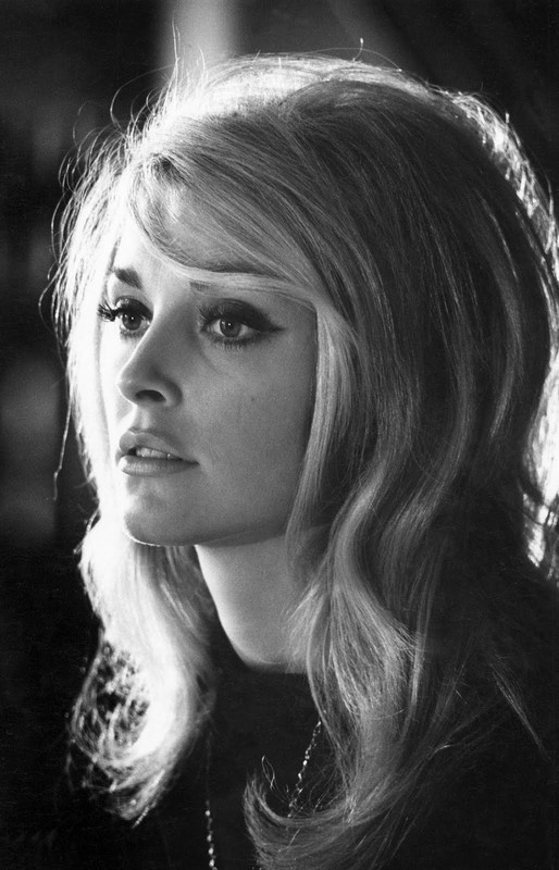 sharon_tate_mc84