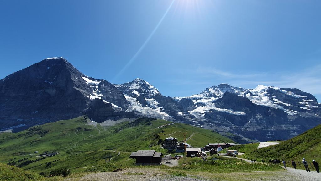 CÓMO SUIZA NOS ATRAPA POR 5º VERANO CONSECUTIVO + CARENNAC Y LOUBRESSAC - Blogs de Suiza - FIESTA NACIONAL EN KLEINE SCHEIDEGG (6)