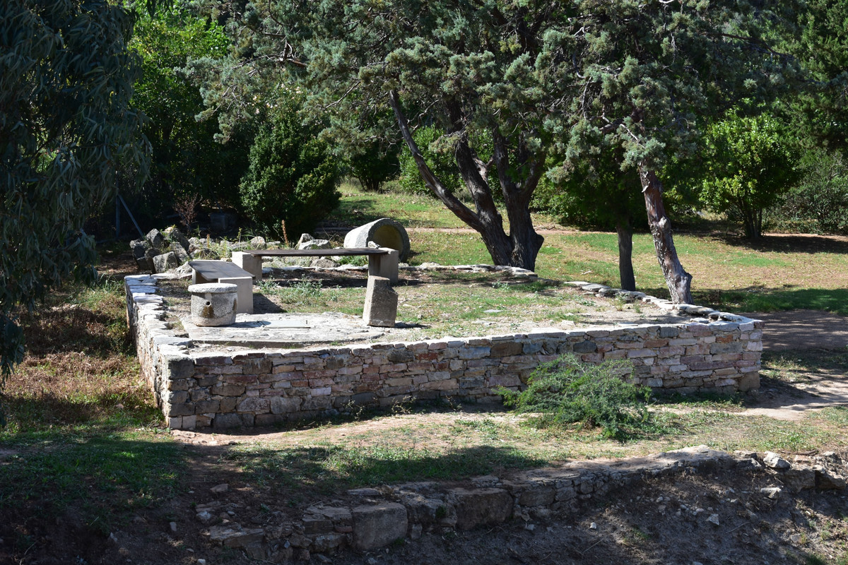 Ναός Αρτέμιδος Βραυρωνίας (18)