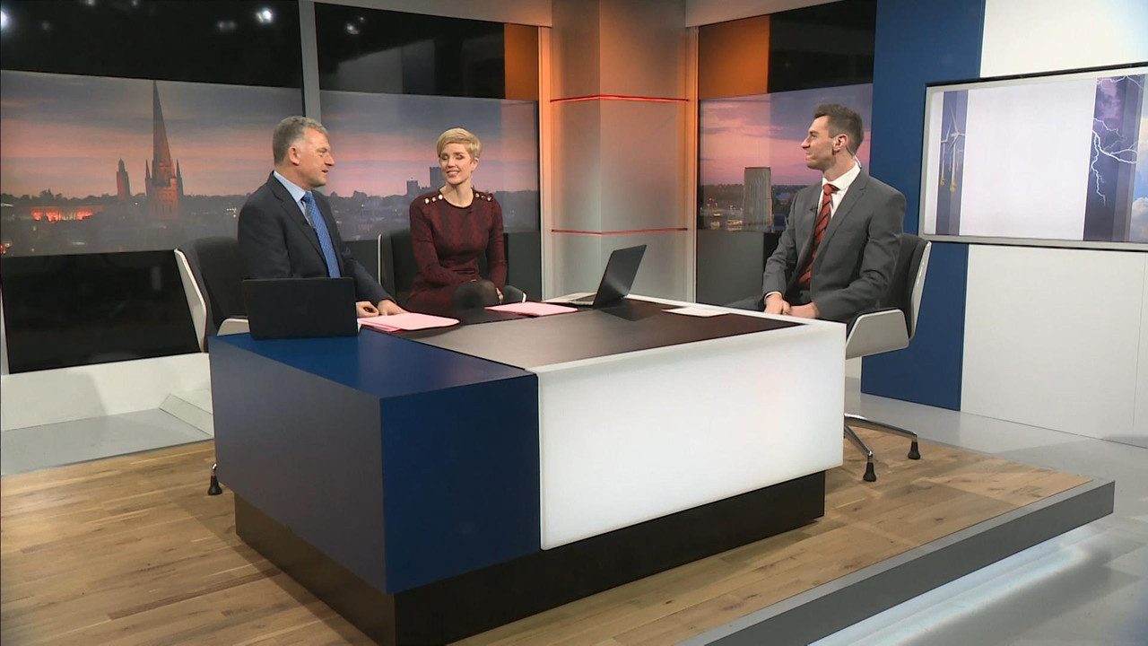 15 January - 18.00.00 - ITV News London. The latest news and wea