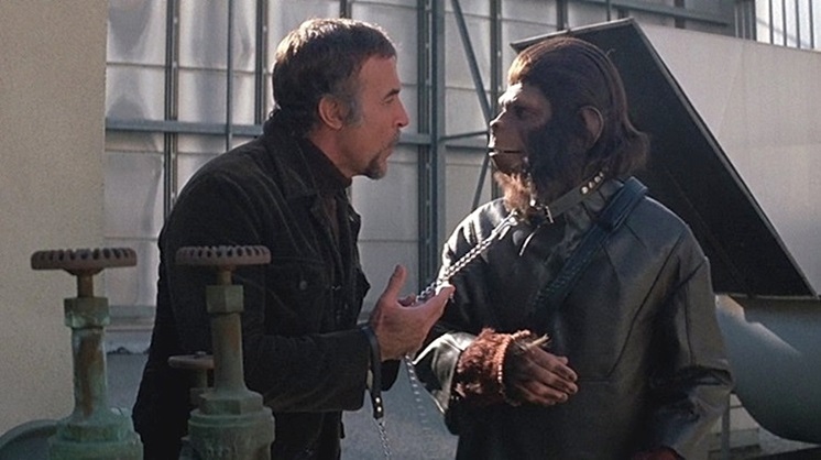 TWILIGHT-ZONE-CONQUEST-OF-PLANET-OF-APES-ROODY-Mc-DOWALL-FOTOR-2.jpg