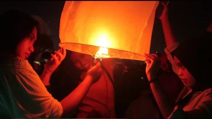 Kemeriahan Festival Lampion Jogja pada 2022. Simak jadwal dan harga tiket untuk gelaran tahun ini.