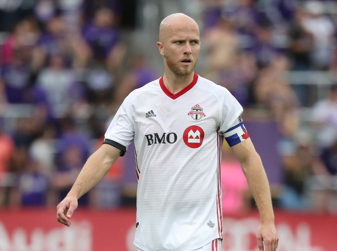 Carlos Salcedo es comparado Sergio Ramos tras su llegada a Toronto FC