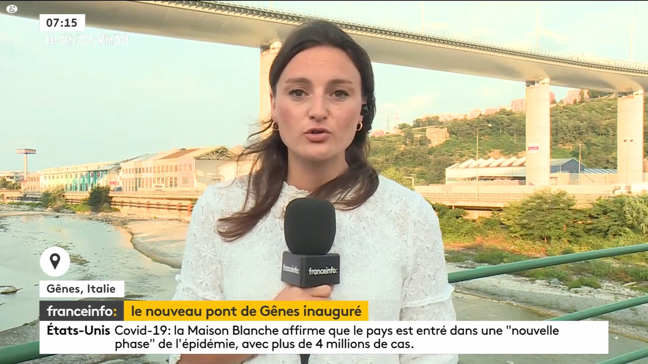08.03 - 05.29.00 - 9h30. Entre JT, chroniques, invités et revues de p....ts_snapshot_00.52.35.889