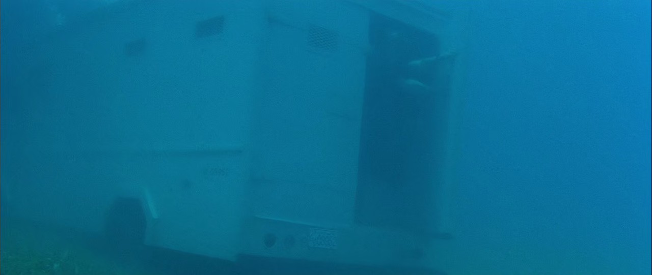 Licence-to-Kill-1989-Blu-Ray-Hindi-English-1080p-10bit-x265-HEVC-DDP-5-1-ESub-mkv-0000