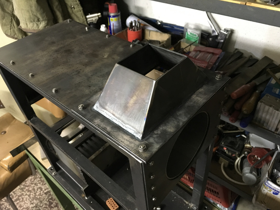 19520420-712C-4F15-B071-F4DAAFEE4F9C